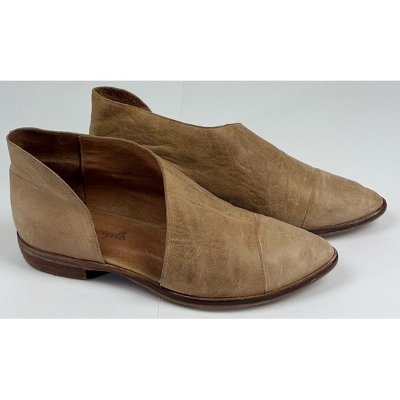 Free People Royale Beige Leather Pointed Toe Flats, size 8.5 / 39 - Picture 4 of 8